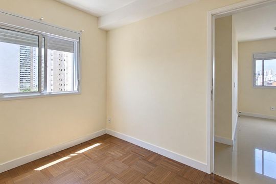 Apartamento para alugar com 2 quartos, 82m² em Jardim das Vertentes, São Paulo