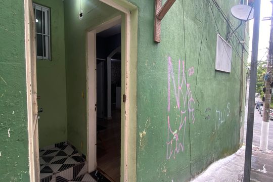 Porta de Entrada de casa para alugar com 2 quartos, 65m² em Bandeiras, Osasco