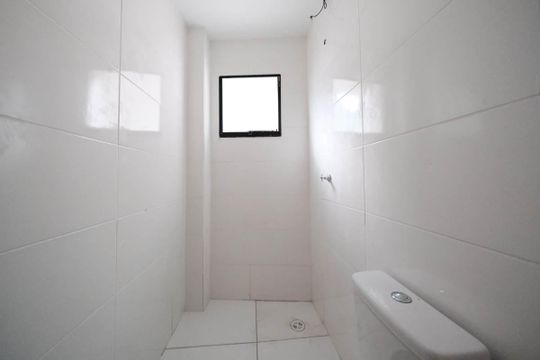 Banheiro de apartamento à venda com 1 quarto, 26m² em Vila Ré, São Paulo
