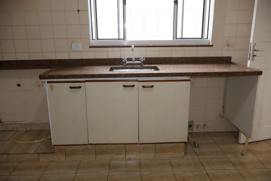 Cozinha de casa para alugar com 3 quartos, 200m² em Jardim Vila Formosa, São Paulo