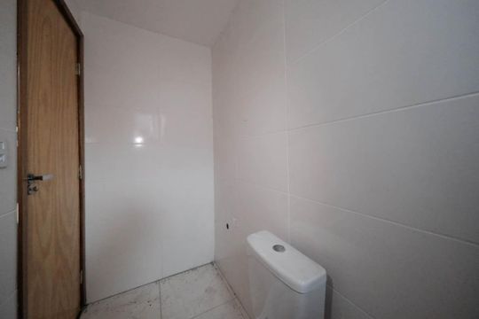 Banheiro de apartamento à venda com 1 quarto, 19m² em Vila Ré, São Paulo