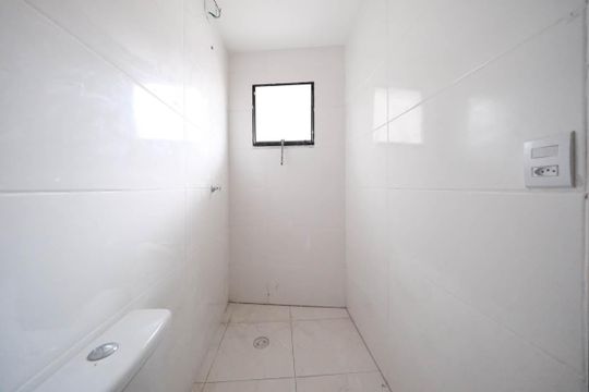 Banheiro de apartamento à venda com 1 quarto, 19m² em Vila Ré, São Paulo