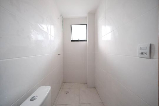 Banheiro de apartamento à venda com 1 quarto, 19m² em Vila Ré, São Paulo