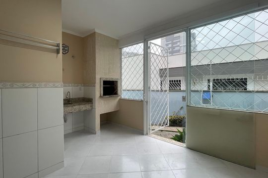 Área de Serviço de casa para alugar com 2 quartos, 182m² em Pedra Branca, Palhoça