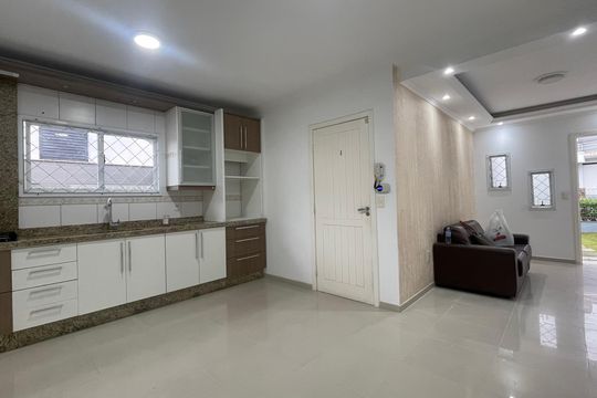 Cozinha de casa para alugar com 2 quartos, 182m² em Pedra Branca, Palhoça