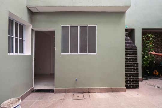Quarto de casa para alugar com 1 quarto, 50m² em Vila São José, São Paulo