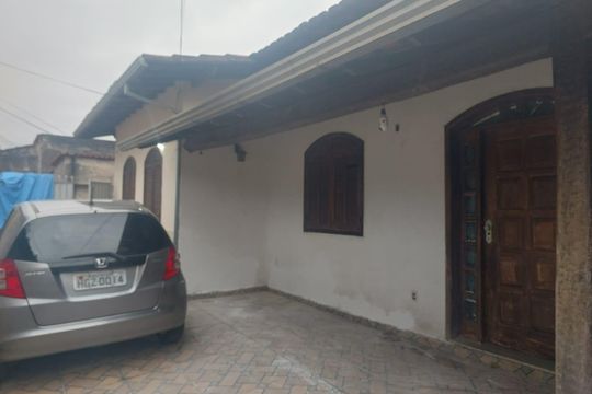 vagas de apartamento para alugar com 3 quartos, 120m² em Califórnia, Belo Horizonte