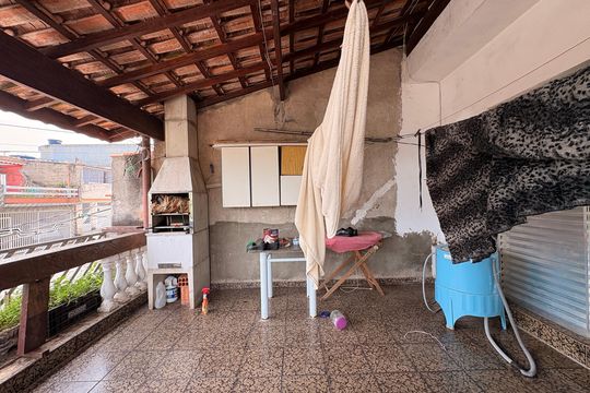 Varanda casa 2 de casa à venda com 4 quartos, 200m² em Jardim Santo Antonio de Padua, Santo André