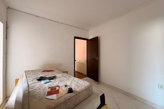 Quarto casa 2 de casa à venda com 4 quartos, 200m² em Jardim Santo Antonio de Padua, Santo André