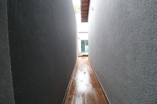 Corredor de casa para alugar com 3 quartos, 180m² em Nova Uberlândia, Uberlândia