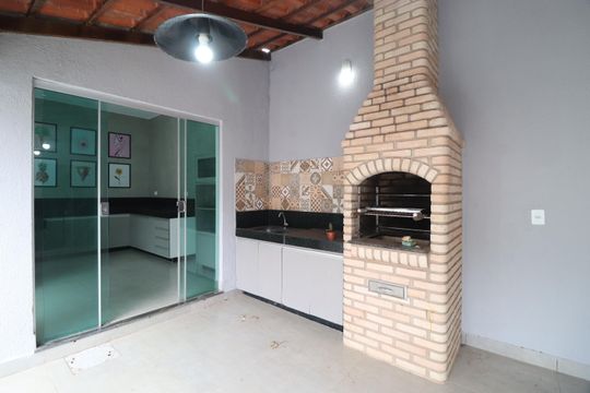 Churrasqueira de casa para alugar com 3 quartos, 180m² em Nova Uberlândia, Uberlândia