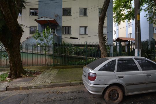 FACHADA DO BLOCO  de apartamento para alugar com 3 quartos, 63m² em Butantã, São Paulo