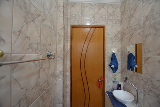 BANHEIRO de apartamento para alugar com 3 quartos, 63m² em Butantã, São Paulo