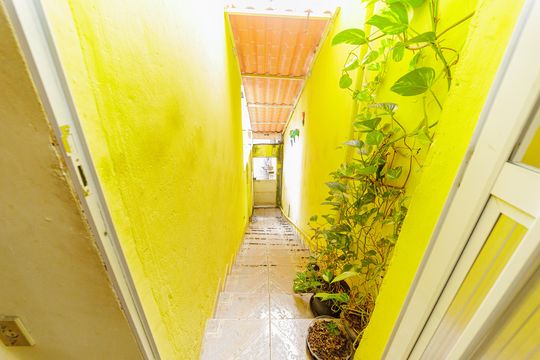 Escada de casa à venda com 4 quartos, 98m² em Campo Grande, Rio de Janeiro