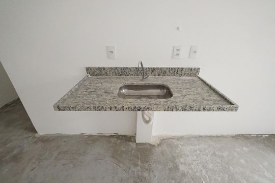 Cozinha de kitnet/studio para alugar com 1 quarto, 46m² em Aclimação, São Paulo
