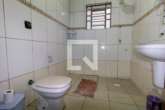 Casa à venda com 2 quartos, 200m² em Vila Carrão, São Paulo