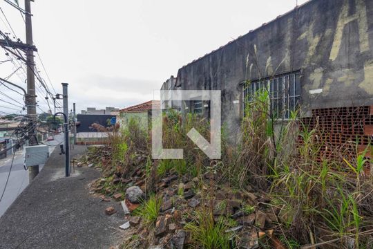 Casa à venda com 2 quartos, 200m² em Vila Carrão, São Paulo