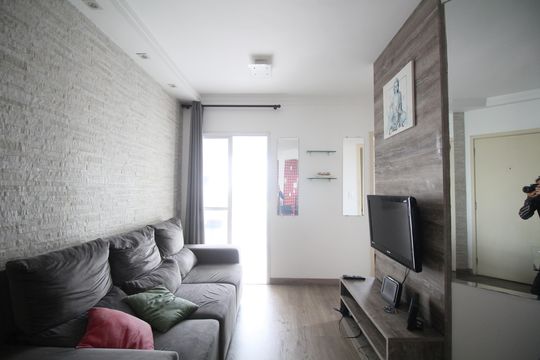 Apartamento para alugar com 2 quartos, 52m² em Jardim Henriqueta, Taboão da Serra