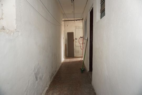 Área externa de casa para alugar com 1 quarto, 30m² em Parque Fernanda, Embu das Artes
