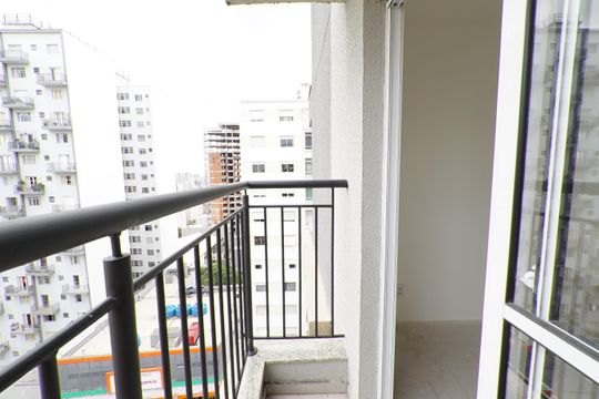 Varanda de apartamento para alugar com 1 quarto, 33m² em Aclimação, São Paulo