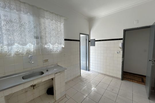 Cozinha de casa de condomínio para alugar com 2 quartos, 80m² em Praça Seca, Rio de Janeiro