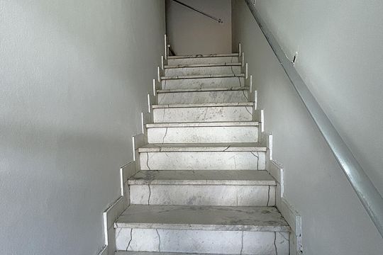 Escada de acesso de casa de condomínio para alugar com 2 quartos, 80m² em Praça Seca, Rio de Janeiro