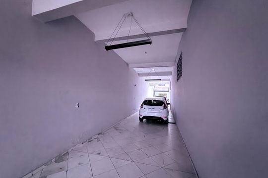 Garagem de casa à venda com 3 quartos, 656m² em Baeta Neves, São Bernardo do Campo