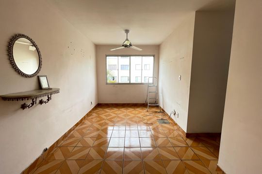Sala de apartamento para alugar com 2 quartos, 63m² em Jardim Dabril, São Paulo