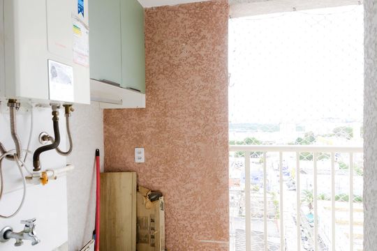 Área de Serviço de apartamento para alugar com 2 quartos, 43m² em Vila Itapegica, Guarulhos