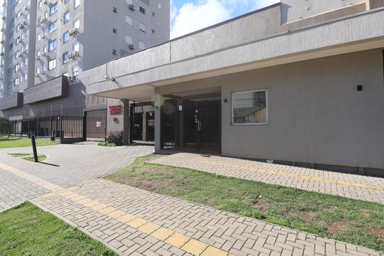 Fachada  de apartamento à venda com 2 quartos, 55m² em Centro, Canoas