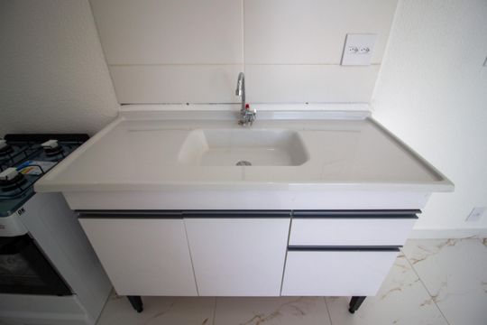 Cozinha de apartamento para alugar com 2 quartos, 38m² em Jardim Santa Rosália, Sorocaba