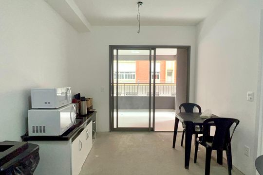 Cozinha de apartamento à venda com 1 quarto, 37m² em Vila Anglo Brasileira, São Paulo