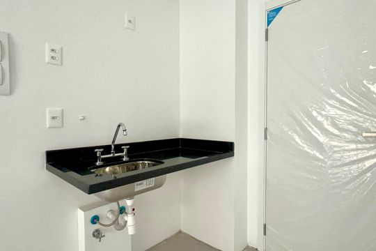 Cozinha de apartamento à venda com 1 quarto, 37m² em Vila Anglo Brasileira, São Paulo