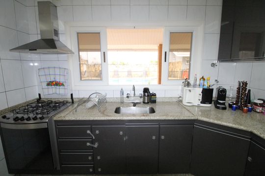 Cozinha de casa de condomínio para alugar com 4 quartos, 632m² em Parque Residencial Aquarius, São José dos Campos