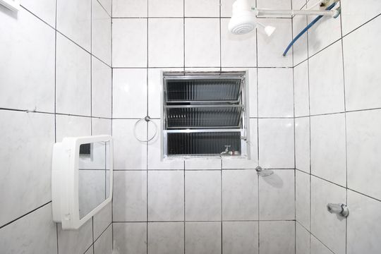 Banheiro da Suíte de casa para alugar com 3 quartos, 90m² em Vila Nova Uniao, São Paulo