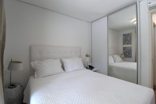 Quarto Suíte de apartamento para alugar com 1 quarto, 43m² em Vila Olímpia, São Paulo