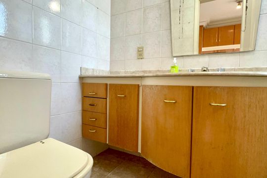 Banheiro da Suíte 1 de apartamento para alugar com 4 quartos, 170m² em Pinheiros, São Paulo