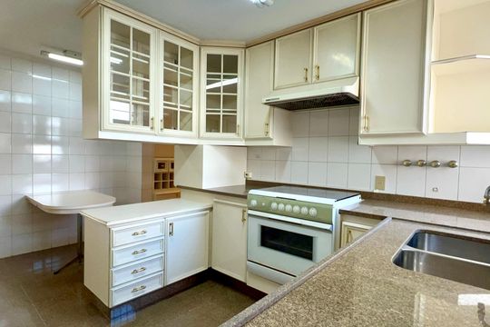 Cozinha de apartamento para alugar com 4 quartos, 170m² em Pinheiros, São Paulo