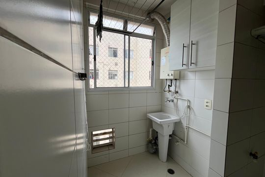 Área de Serviço de apartamento para alugar com 2 quartos, 44m² em Jardim Iris, São Paulo