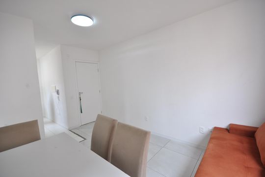 Sala de apartamento para alugar com 2 quartos, 38m² em Jardim Recanto Verde, São Paulo