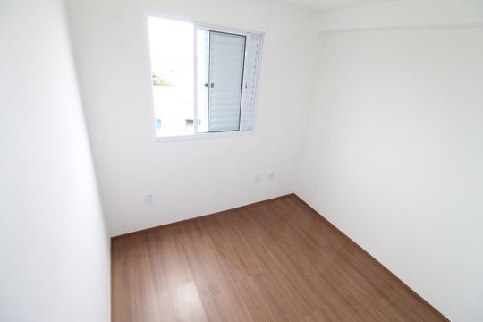 Quarto 1 de apartamento para alugar com 2 quartos, 3000m² em Parque dos Ipes, São José dos Campos