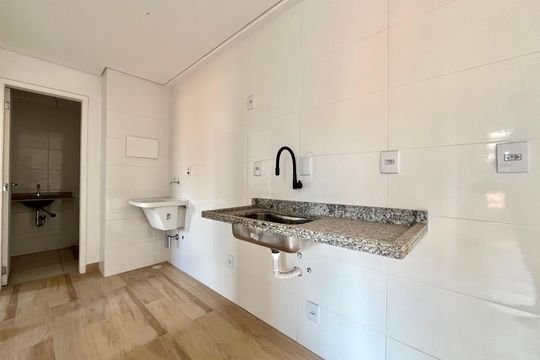Cozinha de apartamento à venda com 2 quartos, 35m² em Vila Guarani (zona Sul), São Paulo