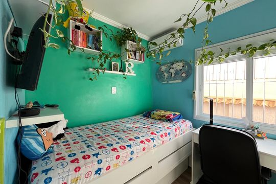 Casa à venda com 3 quartos, 250m² em Vila Miriam, São Paulo