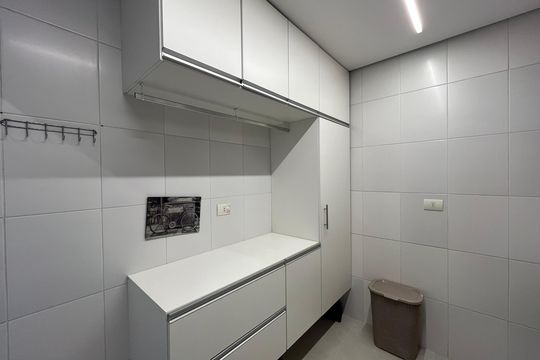 Casa à venda com 3 quartos, 250m² em Vila Miriam, São Paulo