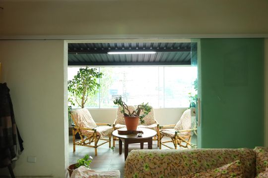 Varanda de casa à venda com 3 quartos, 450m² em Limoeiro, São Paulo