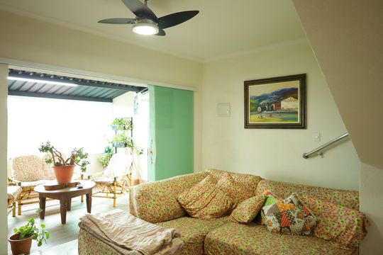 Sala de casa à venda com 3 quartos, 450m² em Limoeiro, São Paulo