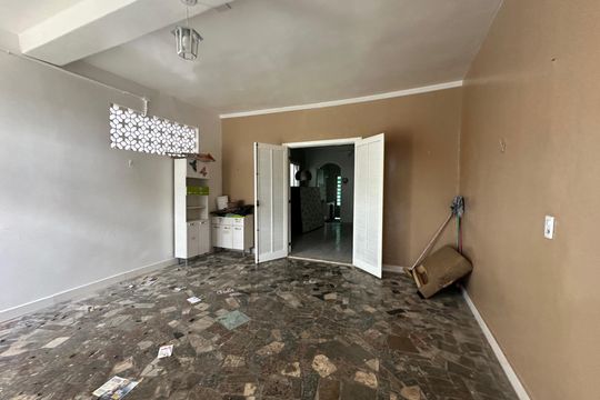 Garagem de casa à venda com 2 quartos, 137m² em Vila Sao Luiz (valparaizo), Barueri
