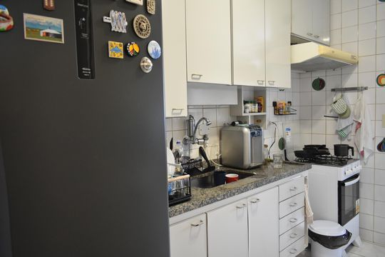 Cozinha de apartamento à venda com 2 quartos, 70m² em Indianópolis, São Paulo