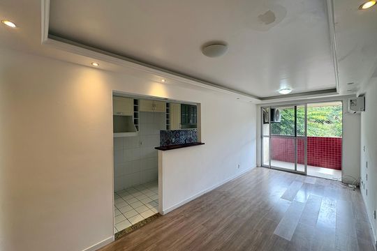 Apartamento à venda com 2 quartos, 60m² em Pechincha, Rio de Janeiro