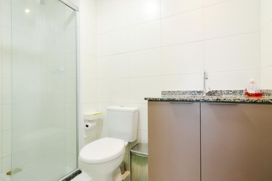 Banheiro da Suíte  de apartamento à venda com 2 quartos, 58m² em Picanço, Guarulhos